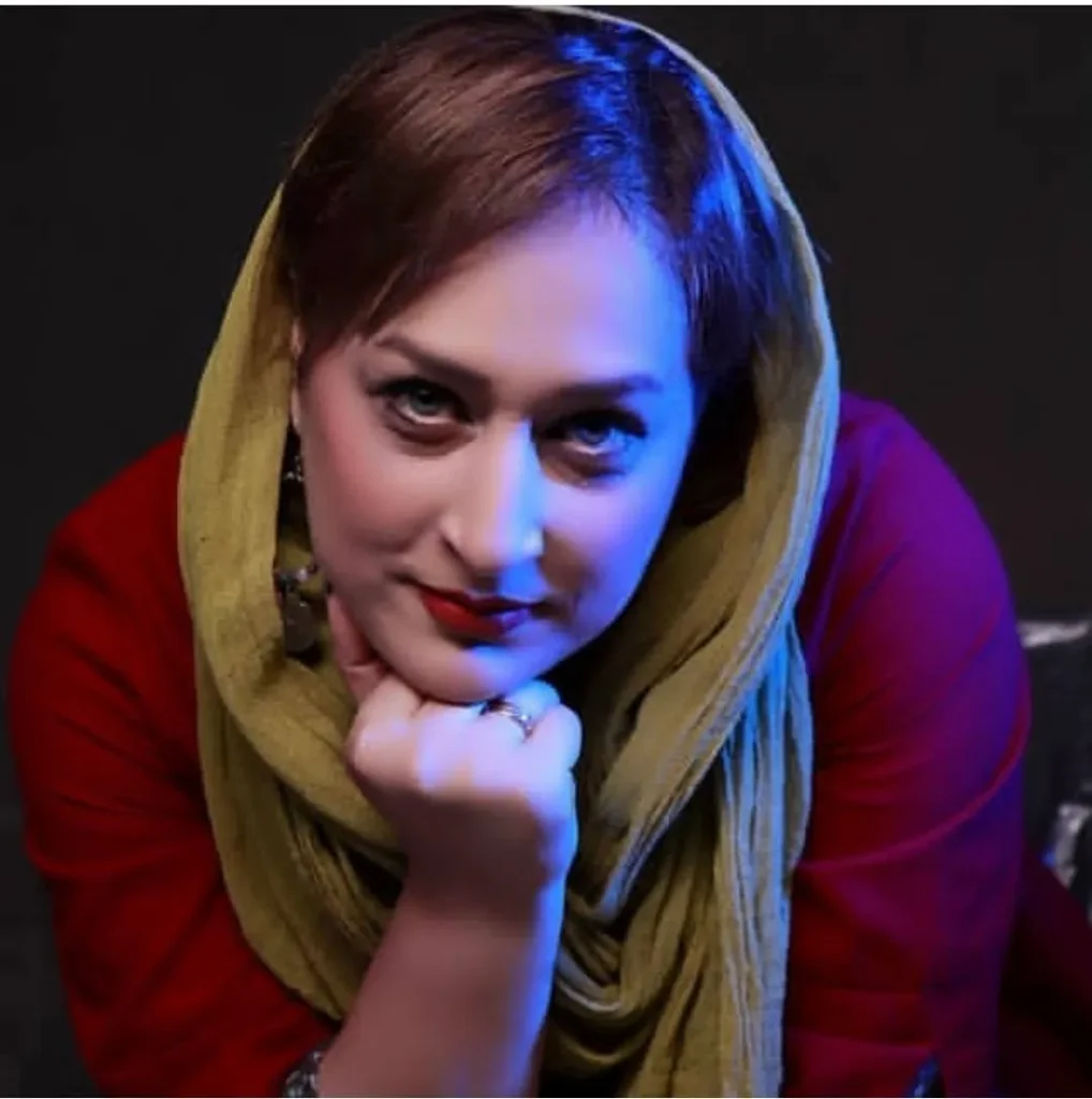 تصویر رضوانه داریوش بنیانگذار درست‌نویسیم