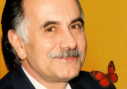 کیومرث صابری فومنی یا گل آقا